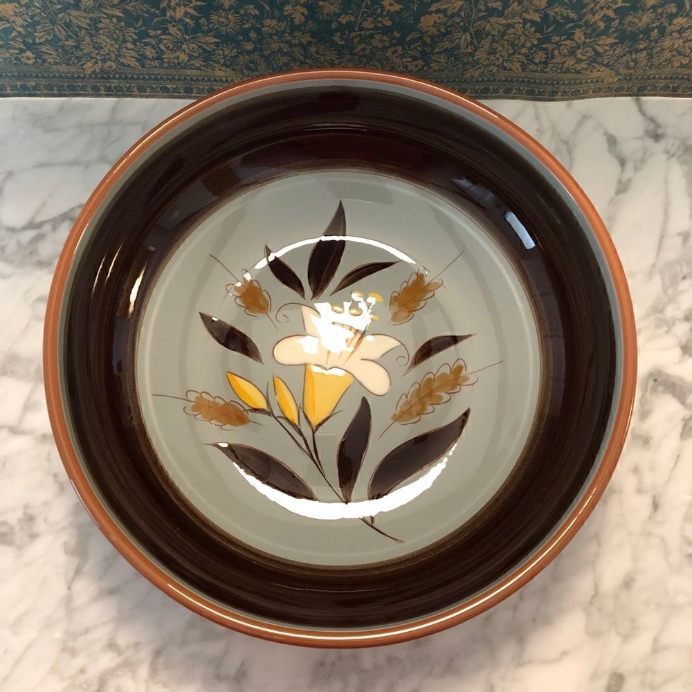 Vintage Stangl Golden Harvest Large Serving Bowl